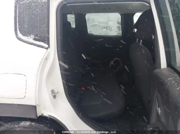 ZACCJAAT5GPD38538 2016 JEEP RENEGADE - Image 8