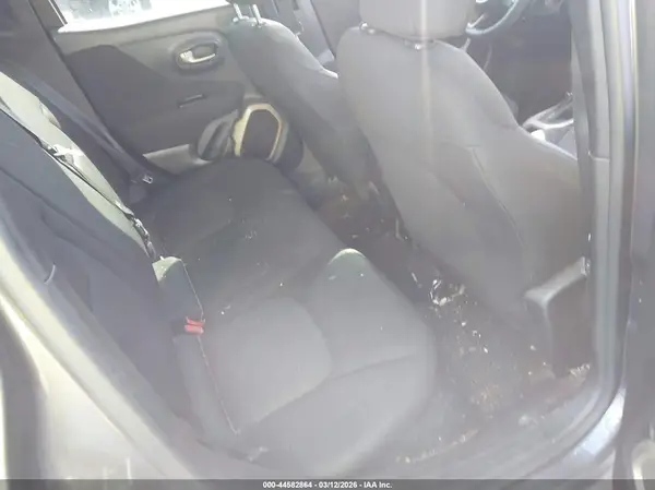 ZACCJAAT6GPC78561 2016 JEEP RENEGADE - Image 8