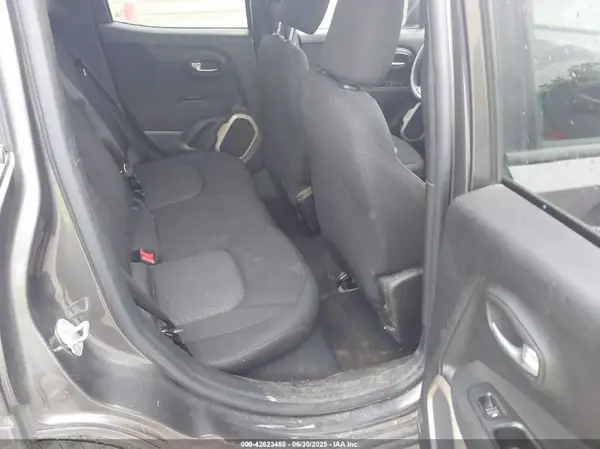ZACCJAAT6GPD61035 2016 JEEP RENEGADE - Image 8