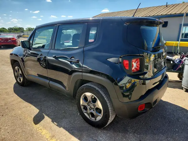 ZACCJAAT8GPC61308 2016 JEEP RENEGADE - Image 2