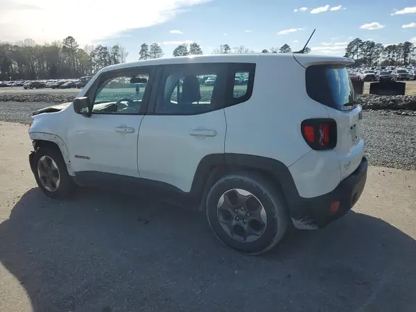 ZACCJAAT8GPD17361 2016 JEEP RENEGADE - Image 2