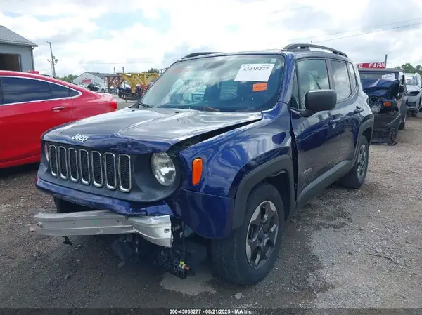 ZACCJAAT8GPD55771 2016 JEEP RENEGADE - Image 2