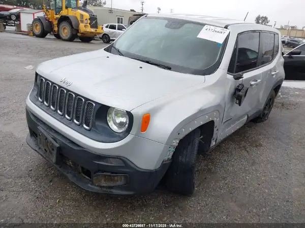 ZACCJAAT9GPC71023 2016 JEEP RENEGADE - Image 2