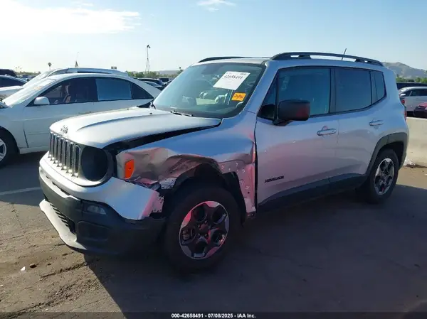 ZACCJAAT9GPD73485 2016 JEEP RENEGADE - Image 2