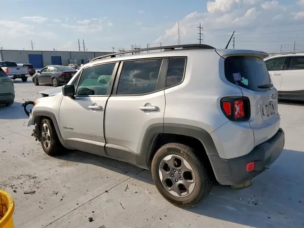 ZACCJAAT9GPD73521 2016 JEEP RENEGADE - Image 2
