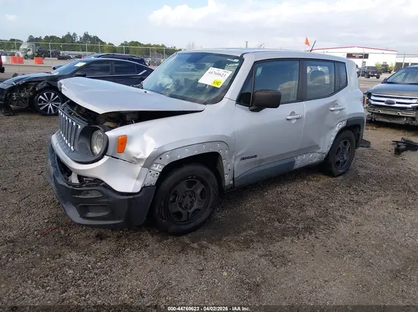 ZACCJAATXGPC96433 2016 JEEP RENEGADE - Image 2