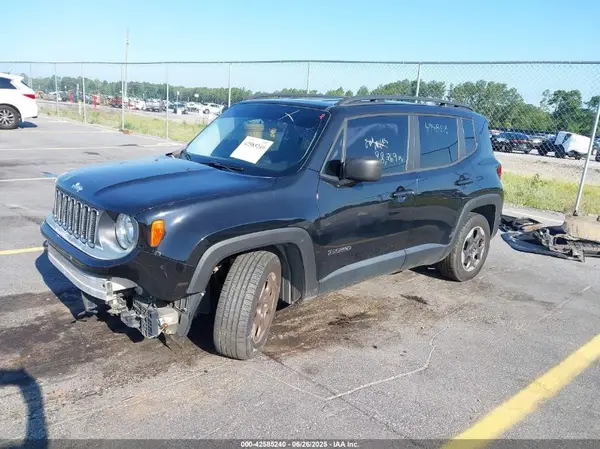 ZACCJAATXGPD51995 2016 JEEP RENEGADE - Image 2