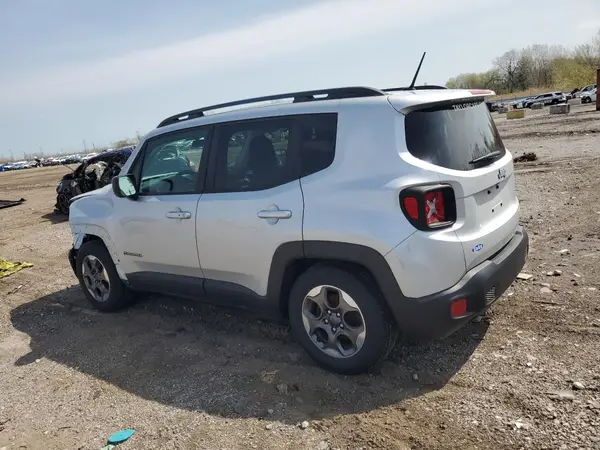 ZACCJAATXGPE31586 2016 JEEP RENEGADE - Image 2