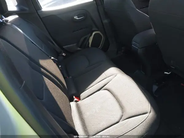 ZACCJAAW0GPD32866 2016 JEEP RENEGADE - Image 8