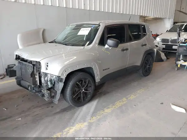 ZACCJAAW2GPE07714 2016 JEEP RENEGADE - Image 2