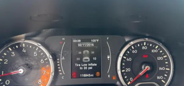 ZACCJAAW3GPD10473 2016 JEEP RENEGADE - Image 8