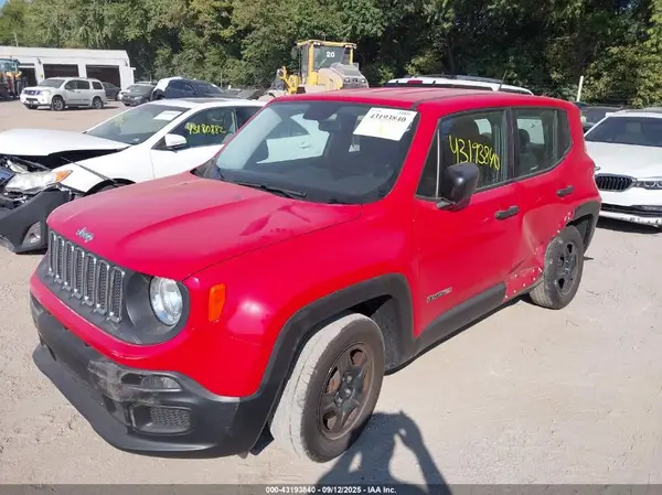 ZACCJAAW8GPC68527 2016 JEEP RENEGADE - Image 2