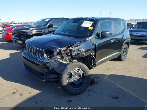 ZACCJAAW9GPC71677 2016 JEEP RENEGADE - Image 2