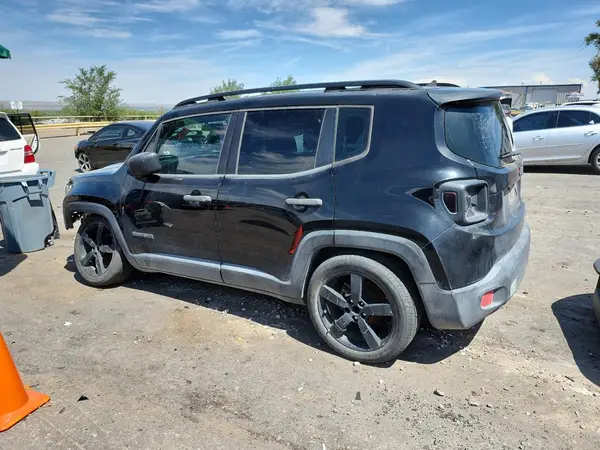 ZACCJAAWXGPC60087 2016 JEEP RENEGADE - Image 2