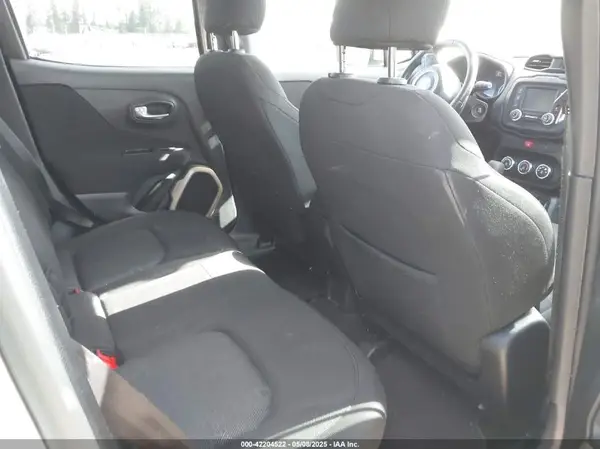 ZACCJABB0HPF03399 2017 JEEP RENEGADE - Image 8