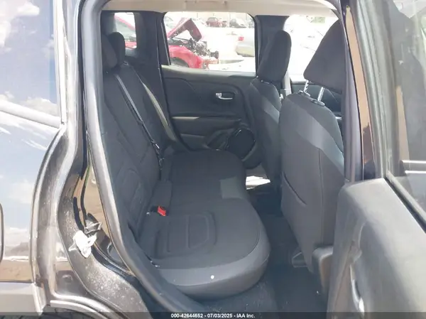 ZACCJABB0HPF53946 2017 JEEP RENEGADE - Image 8