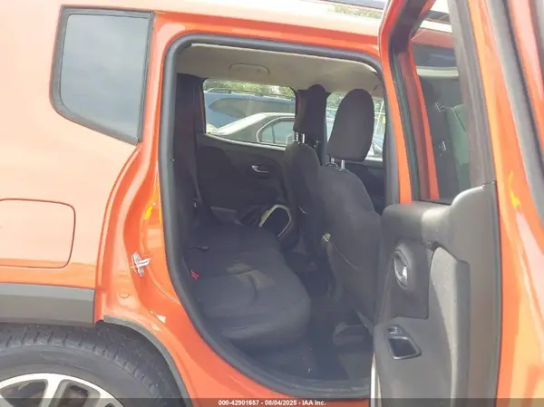 ZACCJABB0HPF64770 2017 JEEP RENEGADE - Image 8