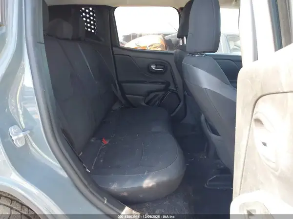ZACCJABB0HPF93394 2017 JEEP RENEGADE - Image 8