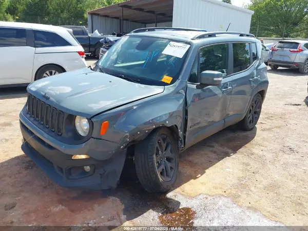 ZACCJABB0HPG26250 2017 JEEP RENEGADE - Image 2