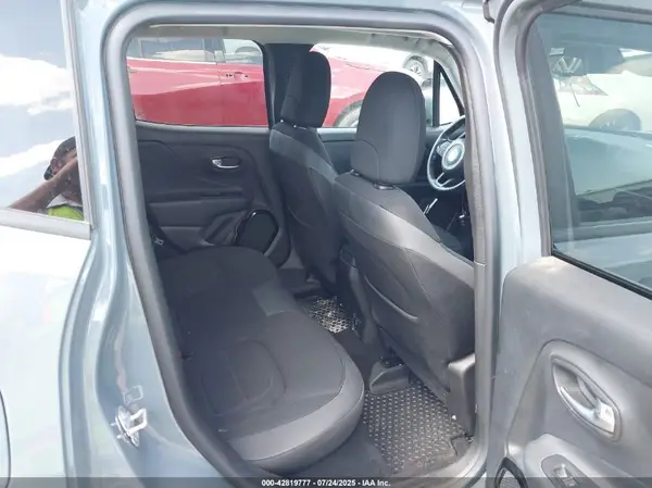 ZACCJABB0HPG26250 2017 JEEP RENEGADE - Image 8