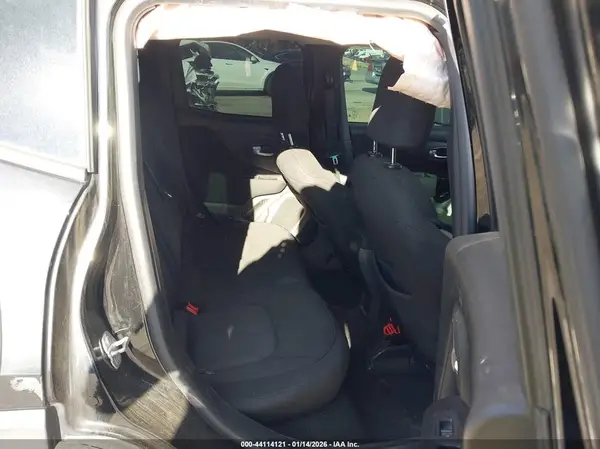 ZACCJABB0HPG28824 2017 JEEP RENEGADE - Image 8