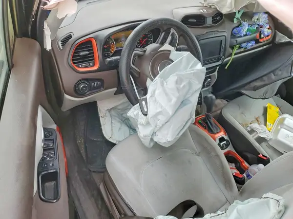 ZACCJABB0HPG32615 2017 JEEP RENEGADE - Image 8