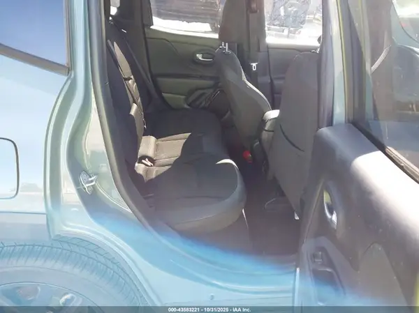 ZACCJABB0HPG35661 2017 JEEP RENEGADE - Image 8