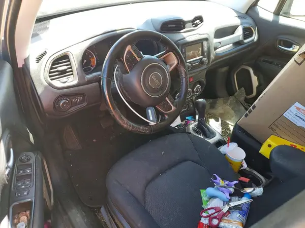 ZACCJABB0HPG36454 2017 JEEP RENEGADE - Image 8