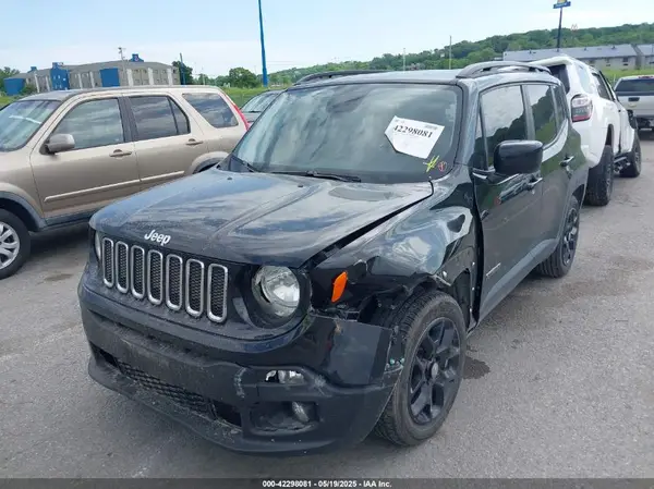 ZACCJABB0HPG43789 2017 JEEP RENEGADE - Image 2