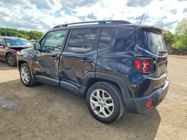 ZACCJABB0JPG99379 2018 JEEP RENEGADE - Image 2