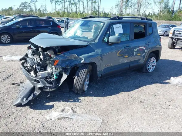 ZACCJABB0JPH31702 2018 JEEP RENEGADE - Image 2