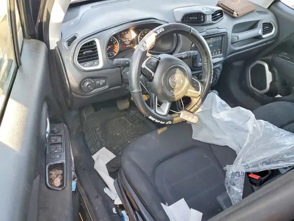 ZACCJABB0JPJ22882 2018 JEEP RENEGADE - Image 8
