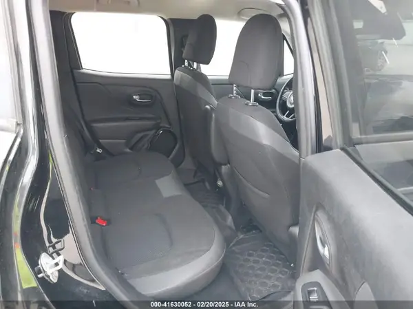 ZACCJABB0JPJ50231 2018 JEEP RENEGADE - Image 8
