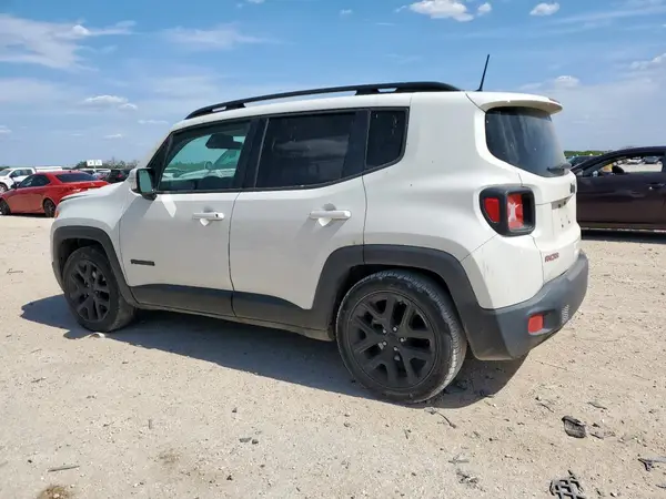 ZACCJABB0JPJ63156 2018 JEEP RENEGADE - Image 2