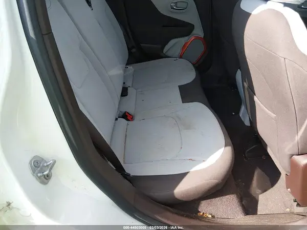 ZACCJABB1HPE53760 2017 JEEP RENEGADE - Image 8