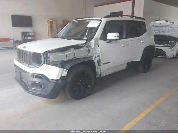 ZACCJABB1HPF37433 2017 JEEP RENEGADE - Image 2