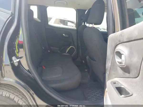 ZACCJABB1HPF52076 2017 JEEP RENEGADE - Image 8