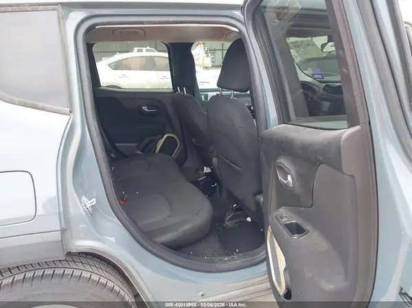 ZACCJABB1HPG40237 2017 JEEP RENEGADE - Image 8