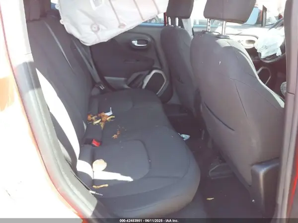 ZACCJABB1HPG66322 2017 JEEP RENEGADE - Image 8
