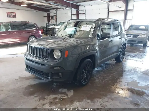ZACCJABB1JPG81585 2018 JEEP RENEGADE - Image 2