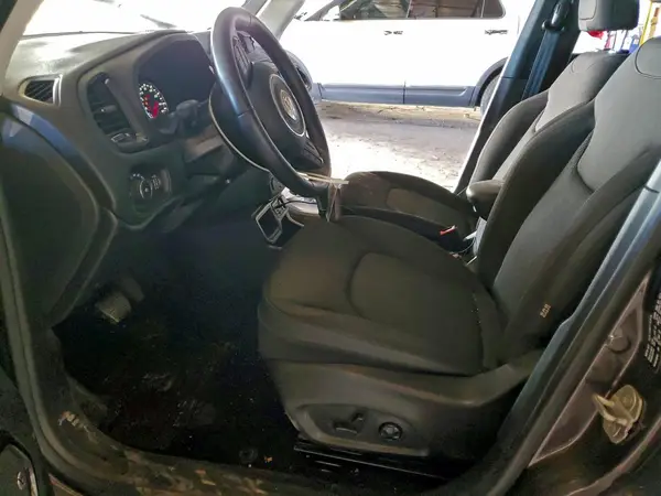 ZACCJABB1JPH09336 2018 JEEP RENEGADE - Image 8