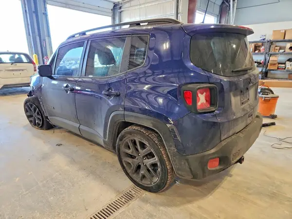 ZACCJABB1JPH10907 2018 JEEP RENEGADE - Image 2