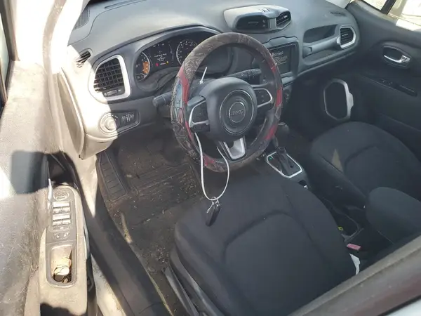 ZACCJABB1JPH19722 2018 JEEP RENEGADE - Image 8