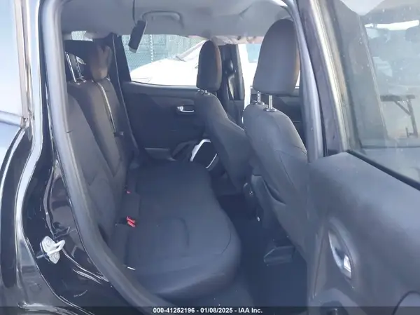 ZACCJABB1JPH32356 2018 JEEP RENEGADE - Image 8