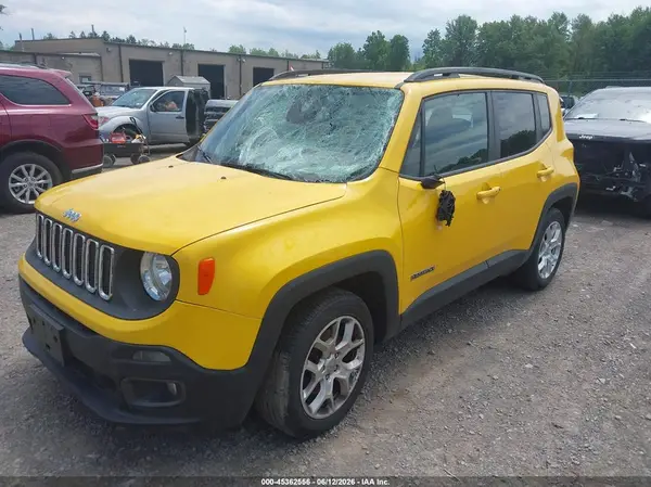 ZACCJABB1JPH62005 2018 JEEP RENEGADE - Image 2
