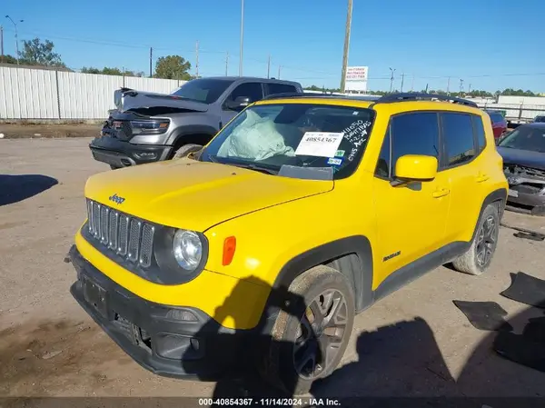 ZACCJABB1JPH70945 2018 JEEP RENEGADE - Image 2