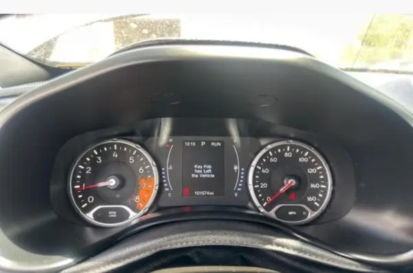 ZACCJABB1JPJ13172 2018 JEEP RENEGADE - Image 8
