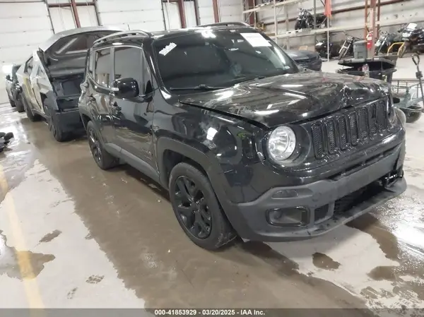 ZACCJABB1JPJ64980 2018 JEEP RENEGADE - Image 1