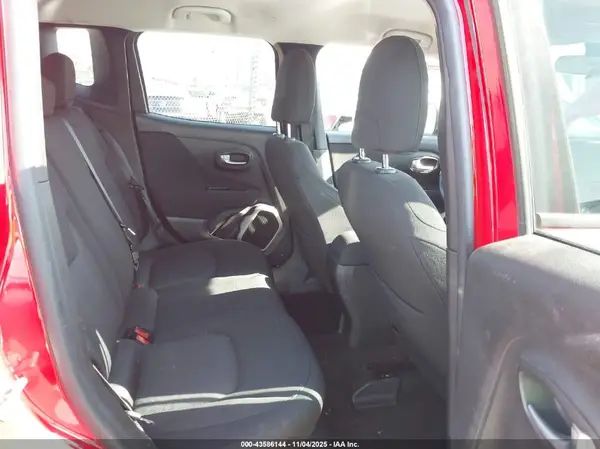 ZACCJABB2HPE57879 2017 JEEP RENEGADE - Image 8