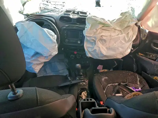 ZACCJABB2HPF11570 2017 JEEP RENEGADE - Image 8